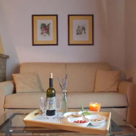 Poggio Al Palio 아파트호텔 산 로렌조 아 메르세